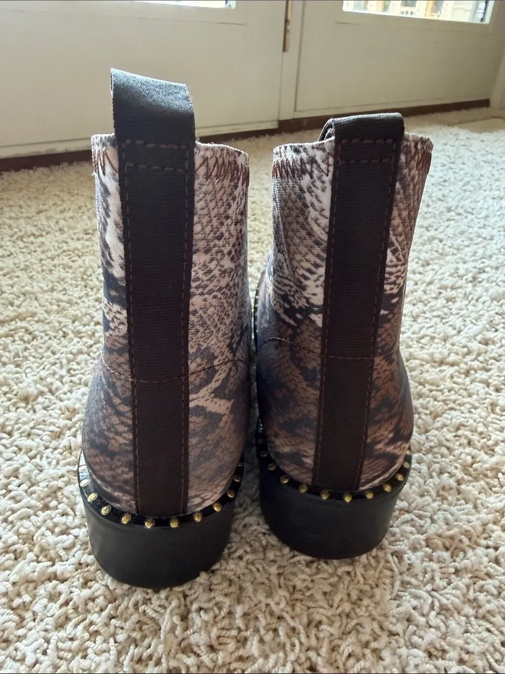 Pierre Dumas snake print